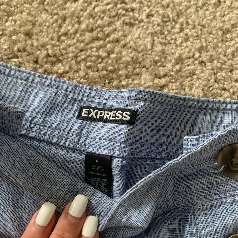 High Rise Express Shorts - Picture 2 of 5